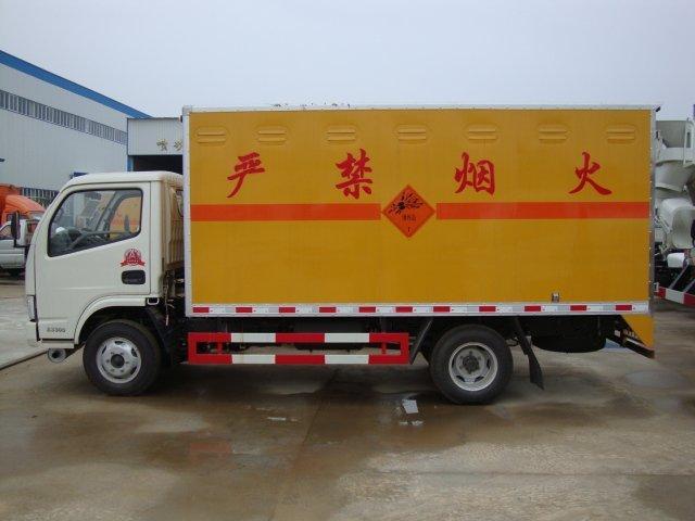 达拉特危险品运输